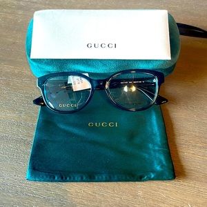 Women’s Casual Gucci Glasses